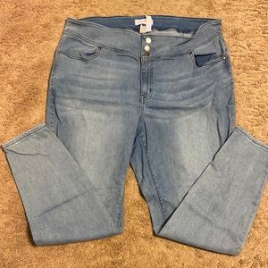 Lane Bryant High Rise Jegging